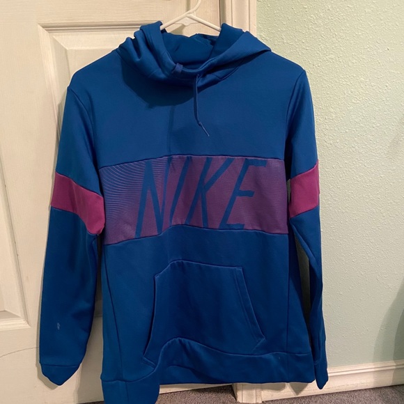Nike hoodie - Picture 1 of 3